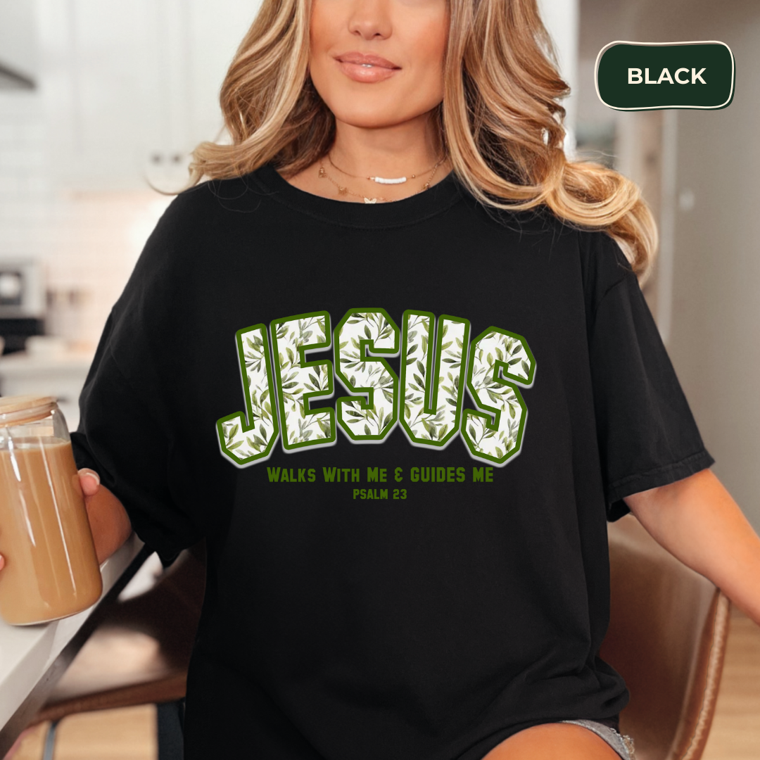 Jesus walks with me T-shirt